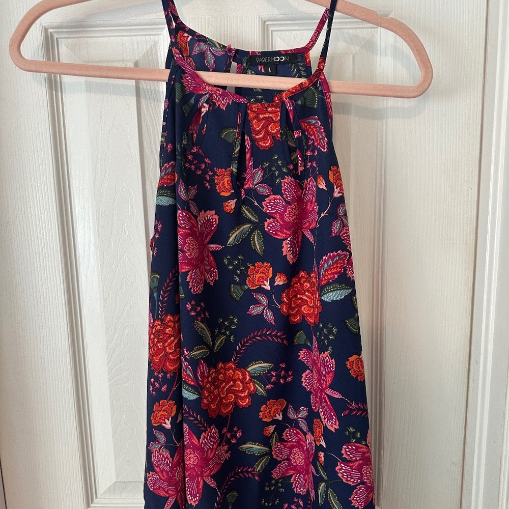Floral Sleeveless Blouse